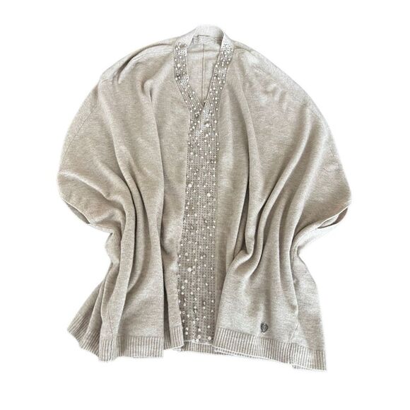 ALFA Modern Women  Knitted Poncho - Picture 1 of 9